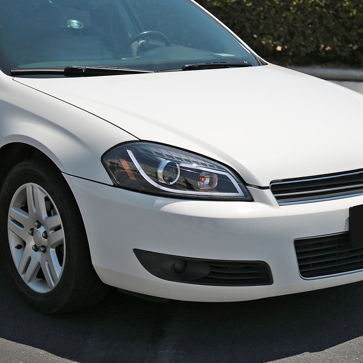 Ronnin - Fits 2006-2016 Chevy Impala 2006-2007 Chevy Monte Carlo Upgrade LED Running Light Tube Projector Headlights Assembly Pair | Black