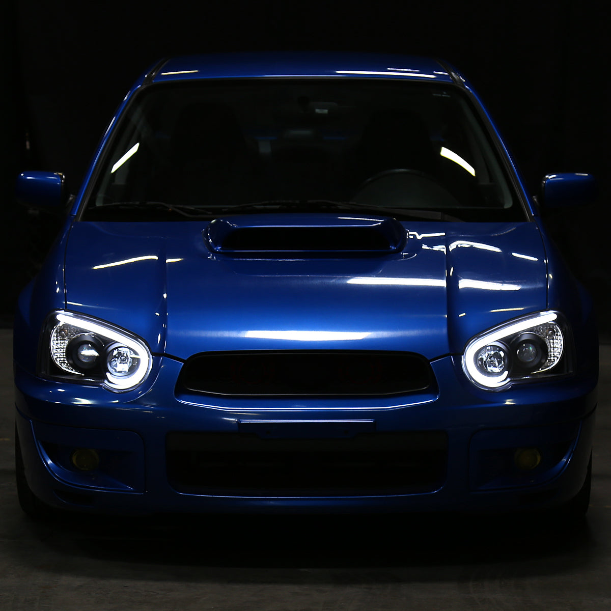 Ronnin - Fits 2004-2005 Subaru Impreza Upgrade Replacement LED Running Lights Tube Projector Halogen Headlights Assembly Pair | Black