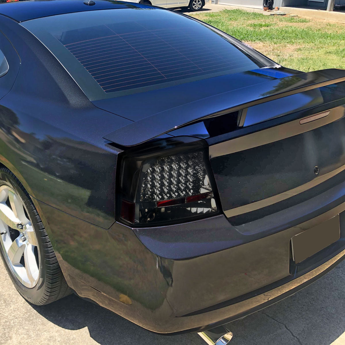 Ronnin - Fits 2005-2010 Dodge Charger LED Integrated Brake and Turn Signals Tail Lights Assembly Replacement Pair | Smoke