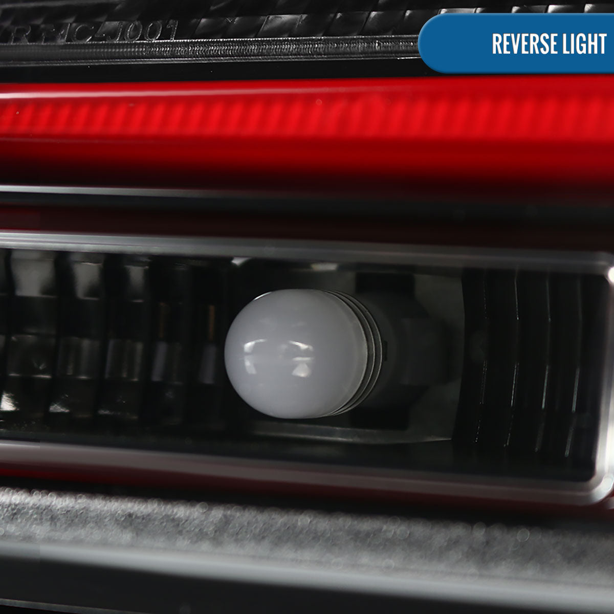 Ronnin - Fits 2004-2007 BMW E60 5-Series 525i 530i 545i 550i US Spec LED Tail Lights Upgrade Assembly Pair | Gloss Black