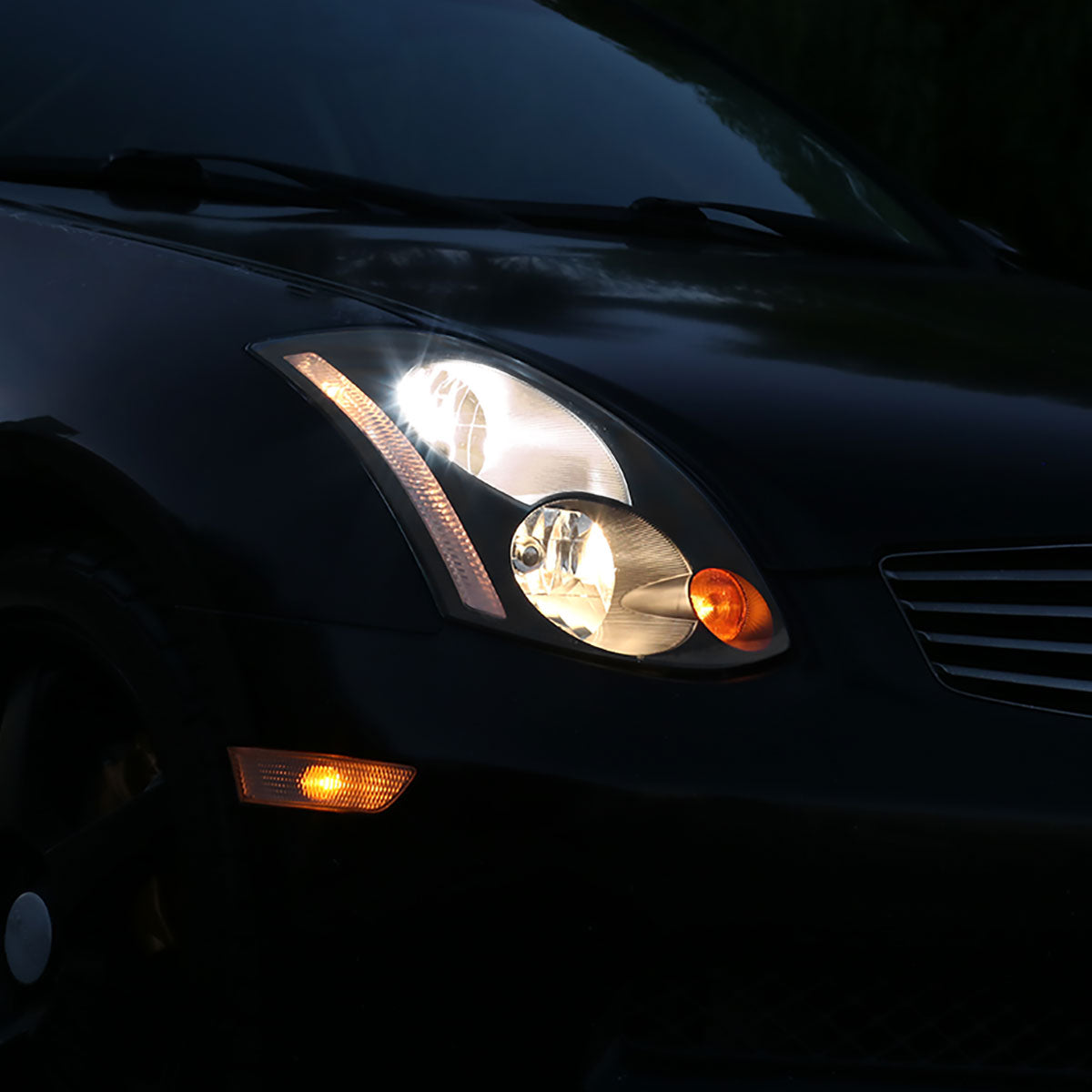 Ronnin - Fits 2003-2005 Infiniti G35 2Dr Coupe Xenon HID Factory Replacement Headlights Assembly Pair | Black