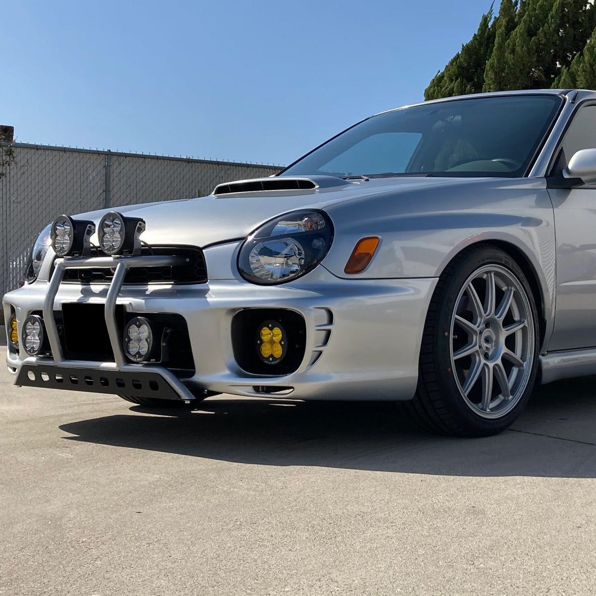 Ronnin - Fits 2002-2003 Subaru Impreza Factory Replacement Halogen Headlights Assembly Pair | Black