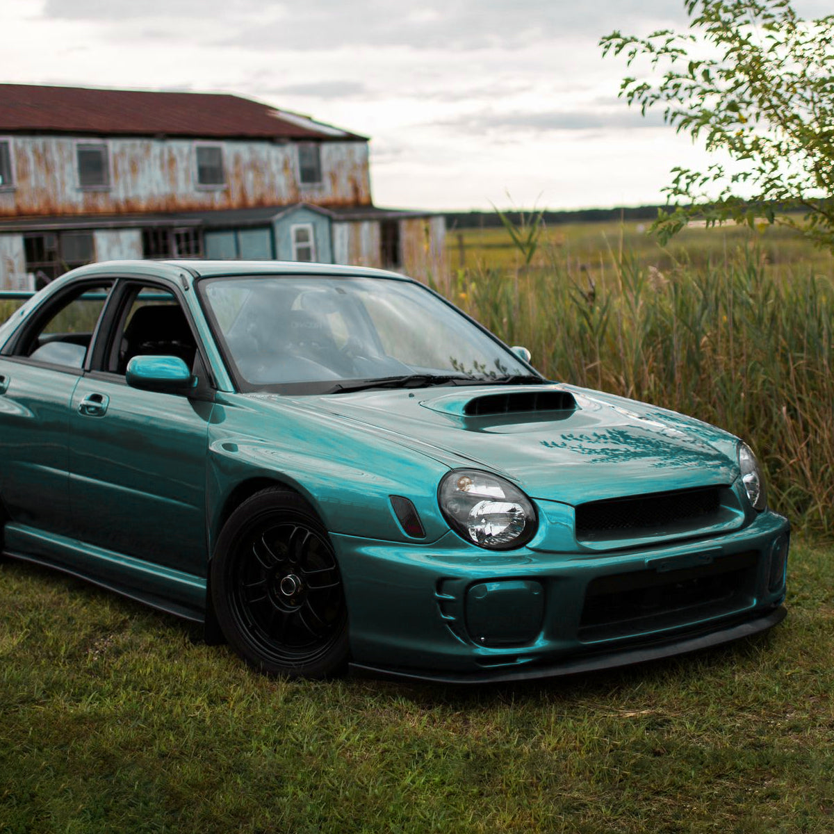 Ronnin - Fits 2002-2003 Subaru Impreza Factory Replacement Halogen Headlights Assembly Pair | Black