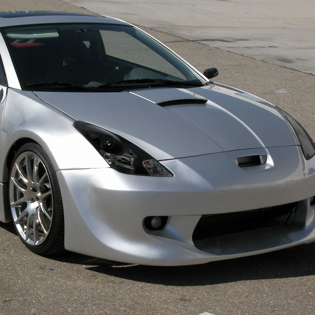 Ronnin - Fits 2000-2005 Toyota Celica GT GTS Projector Headlights Assembly OE Replacement Pair | Black Housing | Smoke