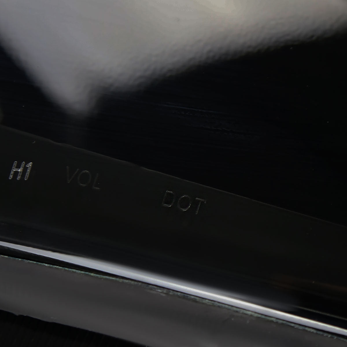 Ronnin - Fits 2000-2005 Mitsubishi Eclipse Upgraded LED Dual Halo Rims Running Lights Projector Headlights Assembly Pair | Black Smoke