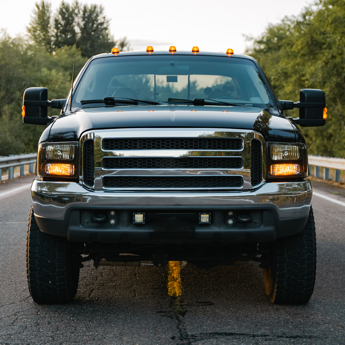 Ronnin - Fits 1999-2004 Ford F250 F350 F450 F550 Super Duty 2000-2004 US Excursion All-in-One Factory Replacement Headlights Assembly Pair | Black