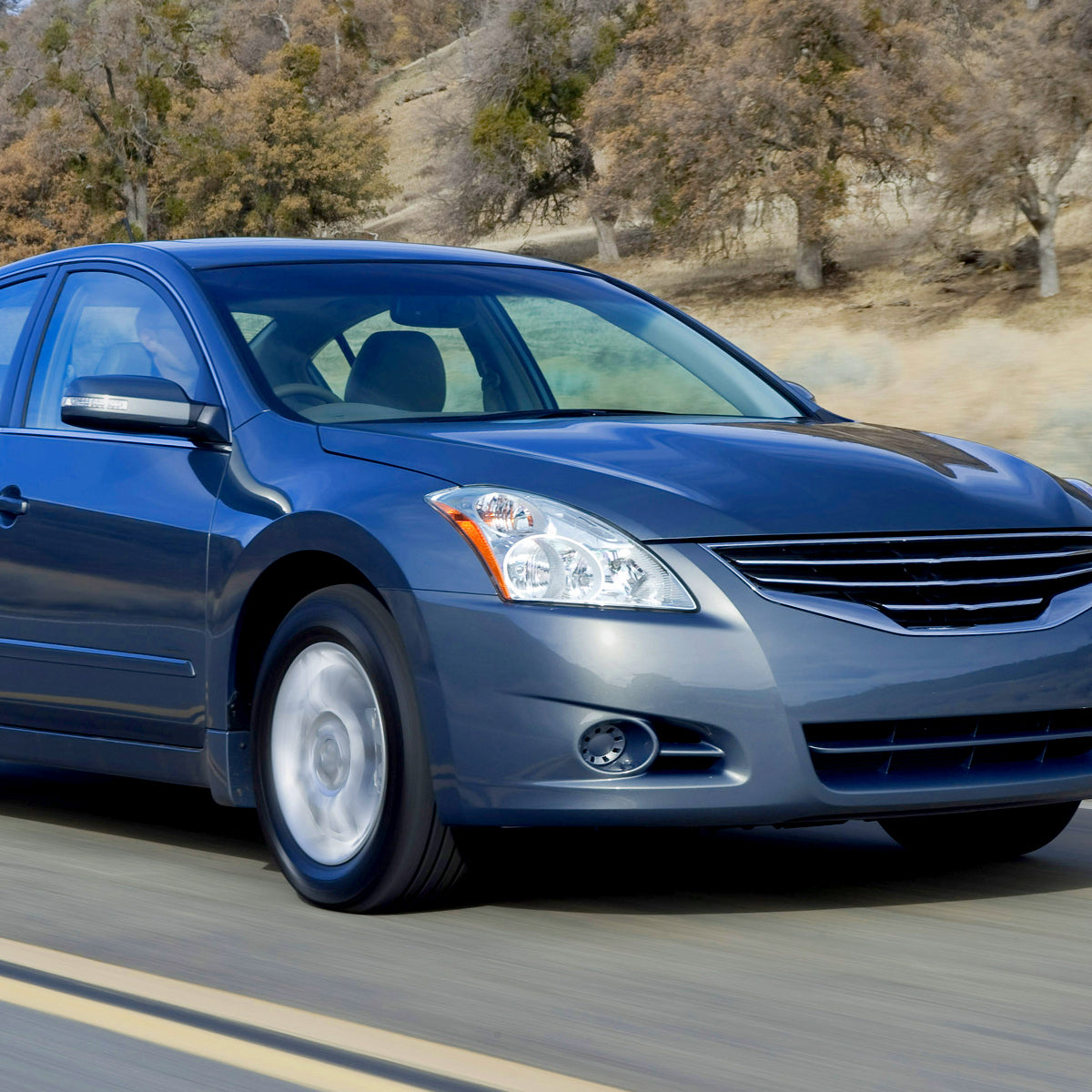Ronnin - Compatible con Nissan Altima Sedán 2010-2012 | Par de ensamblajes de faros halógenos de repuesto | Cromados | Lado del pasajero