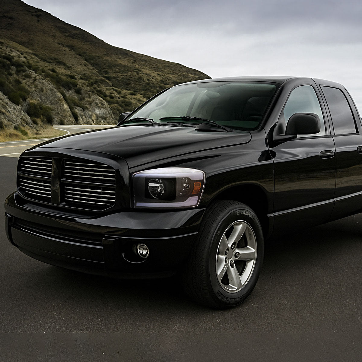 Ronnin - Fits 2006-2009 Dodge Ram 1500 2500 3500 Upgraded LED Tube Running Lights Headlights Replacement Assembly Pair | Black