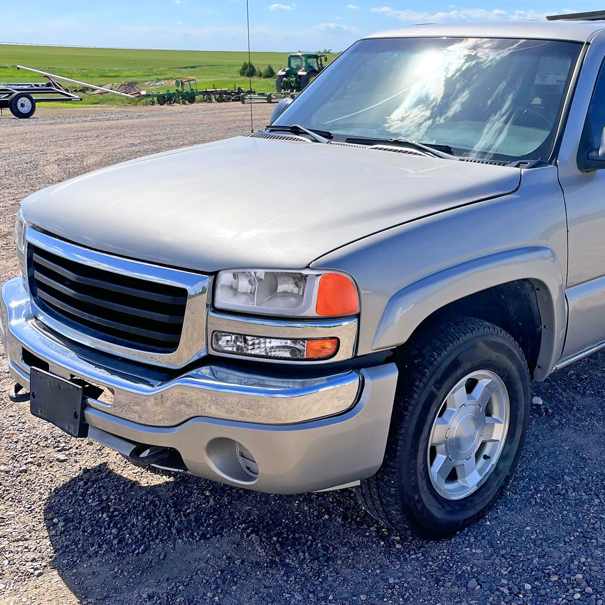 Ronnin - Fits 1999-2007 GMC Sierra 1500 2500 3500 Upgraded Replacement LED Tube Running Lights Headlights Assembly Pair | Chrome