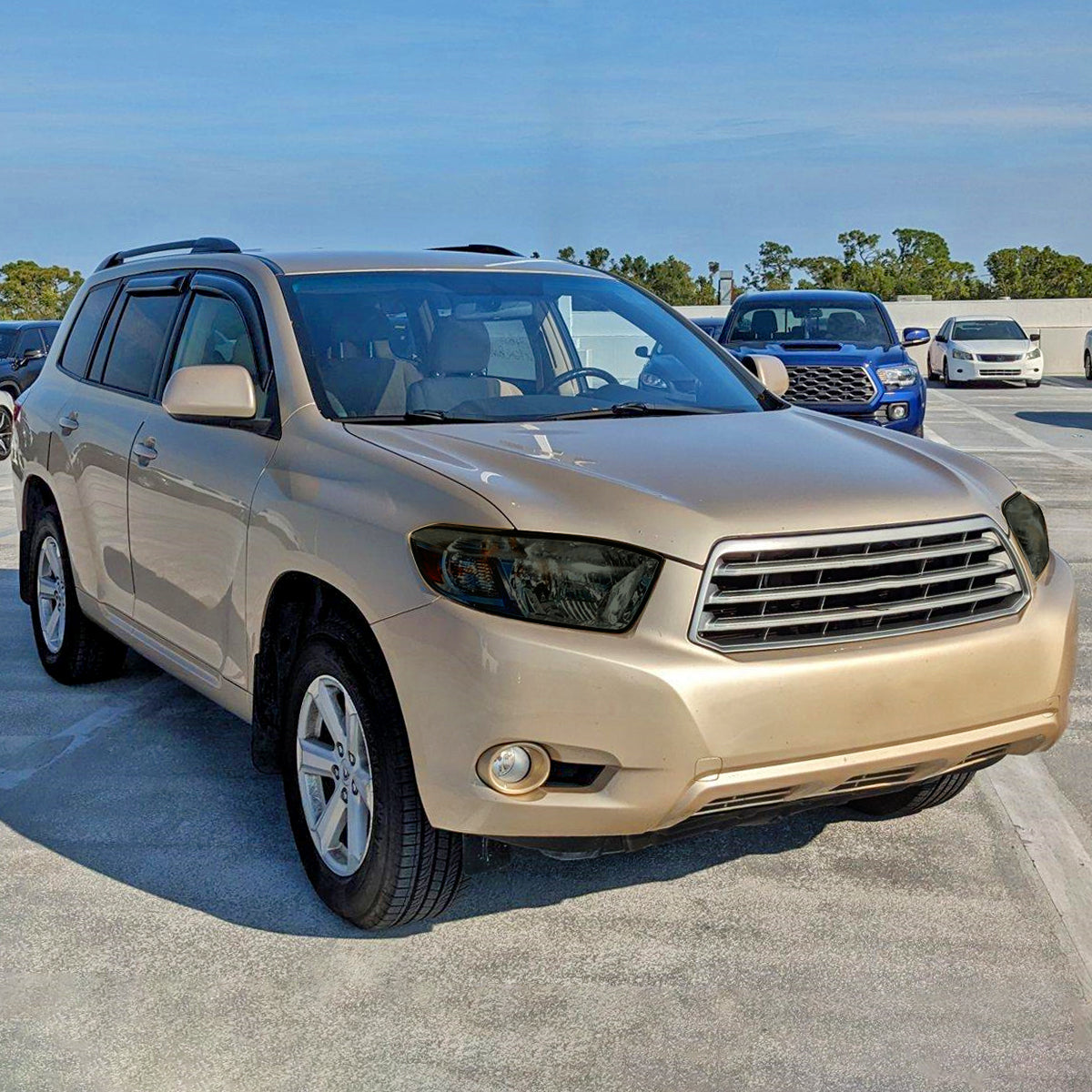 Ronnin - Fits 2008-2010 Toyota Highlander Base Limited SR5 SE Headlights Japan Built Halogen Models Replacement Pair | Smoke