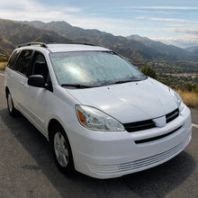 Ronnin - Fits 2004-2005 Toyota Sienna Factory Replacement Halogen Headlights Assembly Pair | Chrome