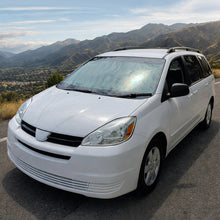 Ronnin - Fits 2004-2005 Toyota Sienna Factory Replacement Halogen Headlights Assembly Driver Side | Chrome