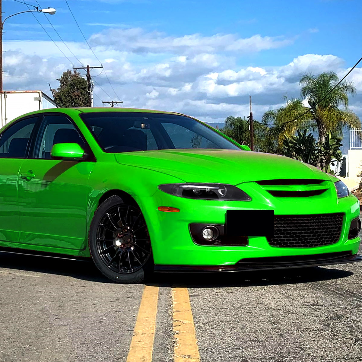 Ronnin - Fits 2003-2005 Mazda 6 Sedan Upgraded Replacement Projector Headlights Assembly Pair | Black