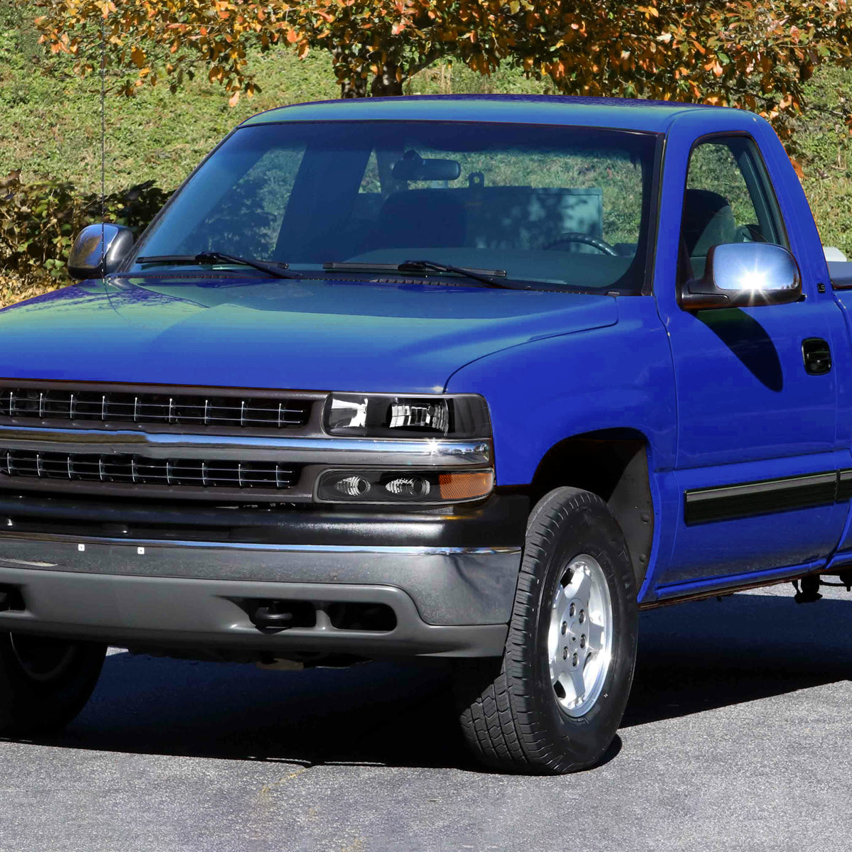 Ronnin - Fits 1999-2002 Chevy Silverado 1500 2500 2000-2006 Suburban 1500 2500 Tahoe  Factory Replacement Headlights + Bumper Lights Assembly Pair | Black