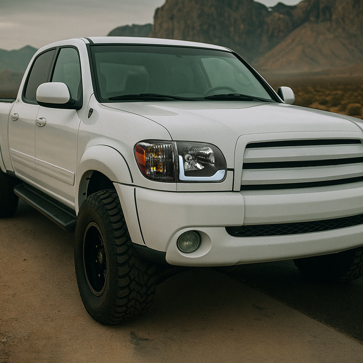 Ronnin - Compatible con Toyota Tundra 2005-2006, Sequoia 2005-2007, mejora de repuesto de luces de circulación diurna LED con intermitentes secuenciales, faros delanteros y conjunto de luces de esquina (par) | Negro