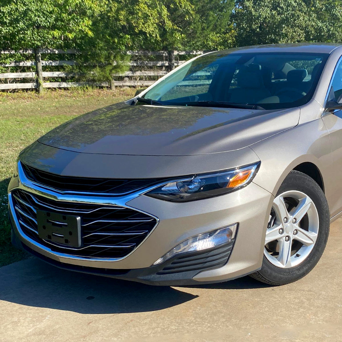 Ronnin - Compatible con ensamblaje de reemplazo de faros delanteros con proyector de halógeno para Chevy Malibu 2019-2024 | Lado del conductor izquierdo | Negro brillante