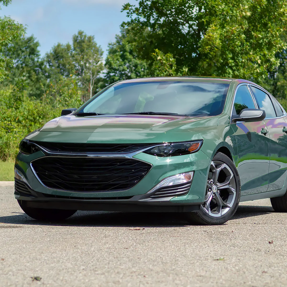 Ronnin - Fits 2019-2024 Chevy Malibu Halogen Projector Headlights Factory Replacement Assembly Pair | Black Smoke