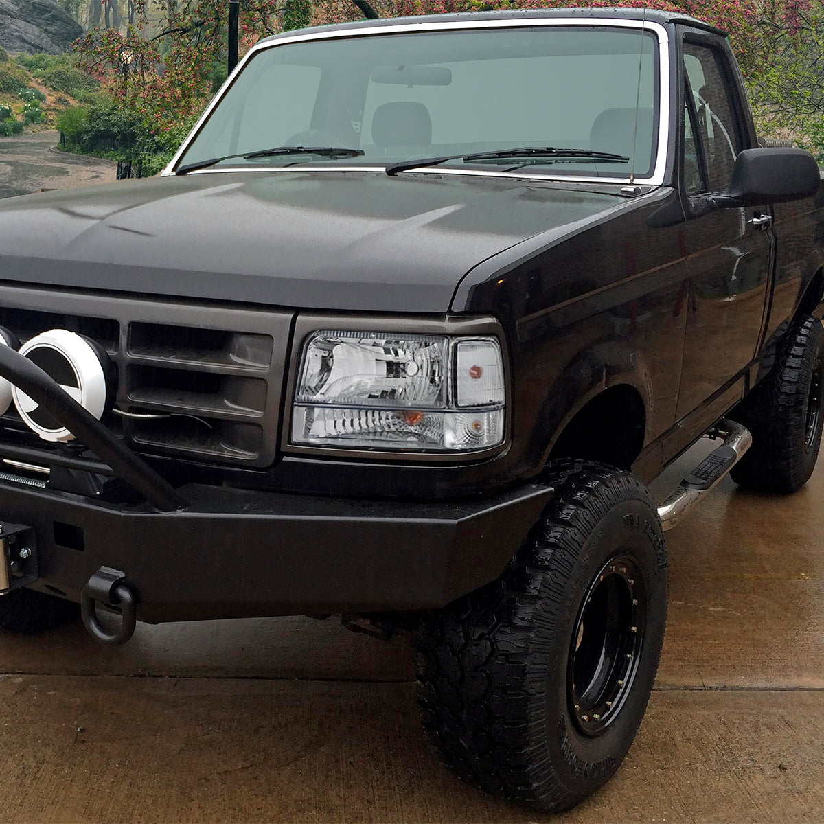 Ronnin - Compatible con Ford F150 F250 F350 Bronco de 1992-1996 Ensamblaje de faros delanteros de repuesto + luces de parachoques transparentes + luces de esquina | Cromado