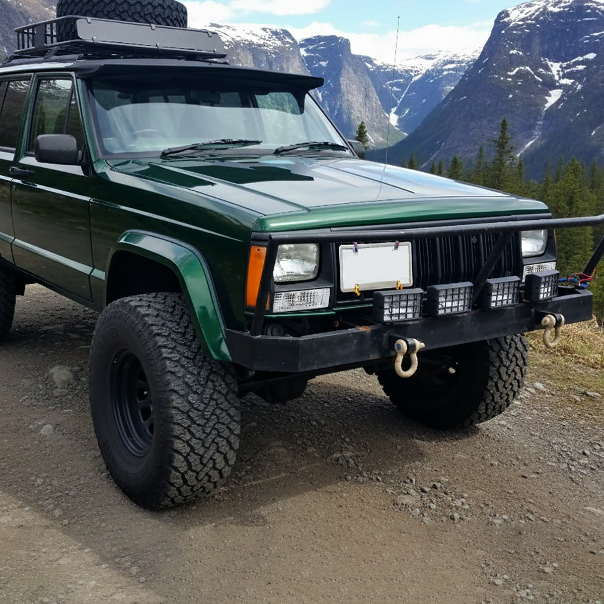 Ronnin - Compatible con Cherokee Comanche Wagoneer XJ de 1984-1996 Luces de defensa, intermitentes, conjunto de luces de estacionamiento (par) | Cromado