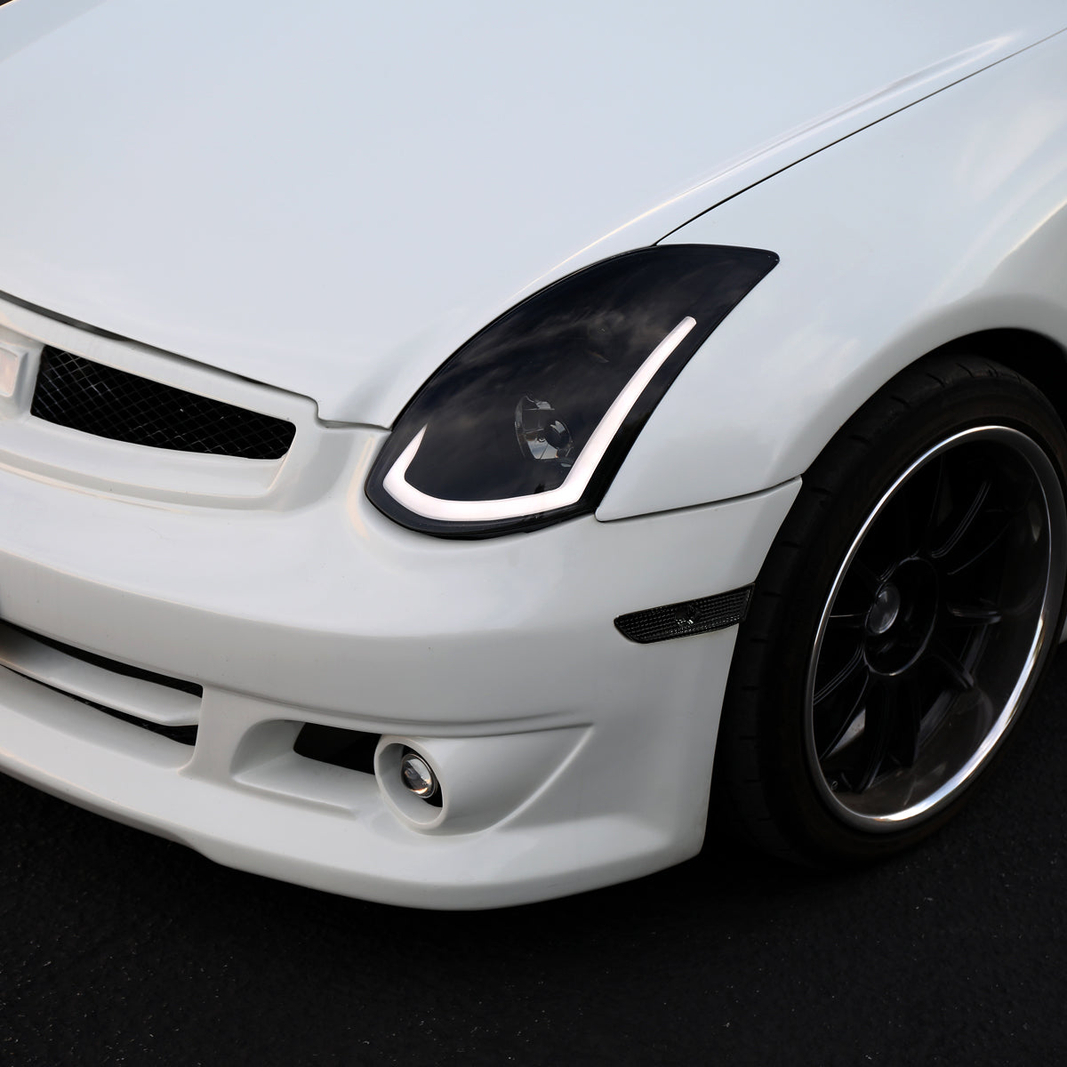 Ronnin - Se adapta a Infiniti G35 Coupé 2003-2007, conjunto de luces de posición laterales de parachoques de esquina, par | Negro