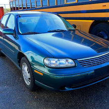 Ronnin - Fits 1997-2003 Chevy Malibu 2004-2005 Chevy Classic 1997-1999 Oldsmobile Cutlass Clear Reflector Factory Replacement Headlights Assembly Pair | Chrome