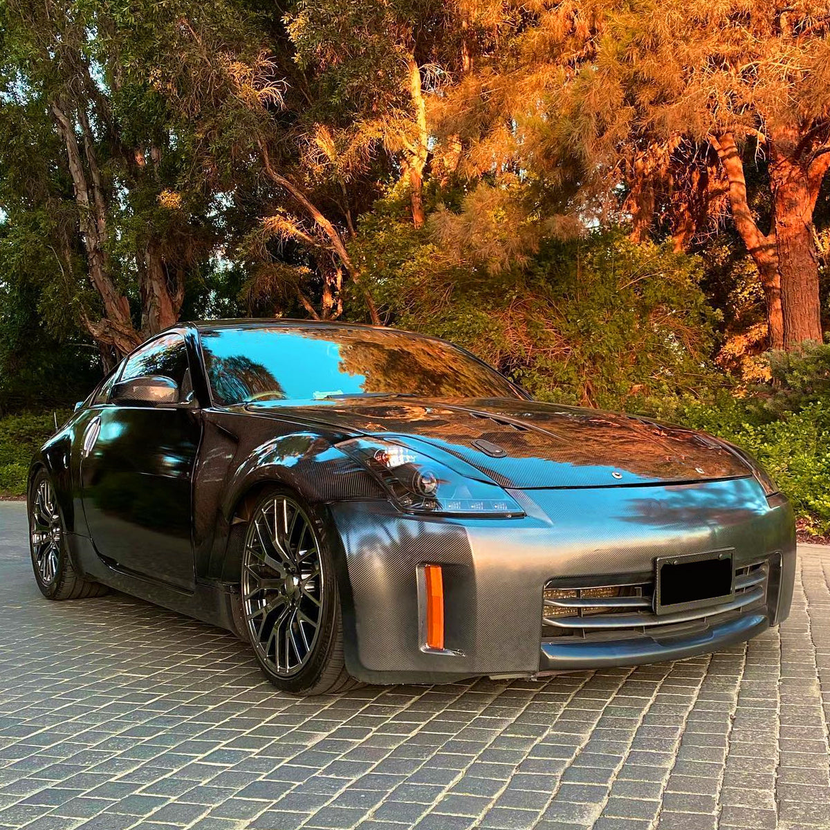 Ronnin - Fits 2006-2009 Nissan 350Z Upgraded LED Strip HID Xenon Projector Headlights Assembly Pair | Black