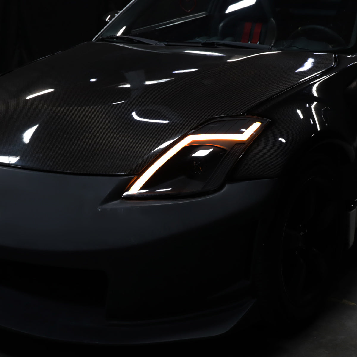 Ronnin - Fits 2006-2009 Nissan 350Z Upgraded Replacement HID Xenon Projector Headlights LED Switchback Sequential Turn Signals + Animated Startup Effect Assembly Pair | Black Smoke