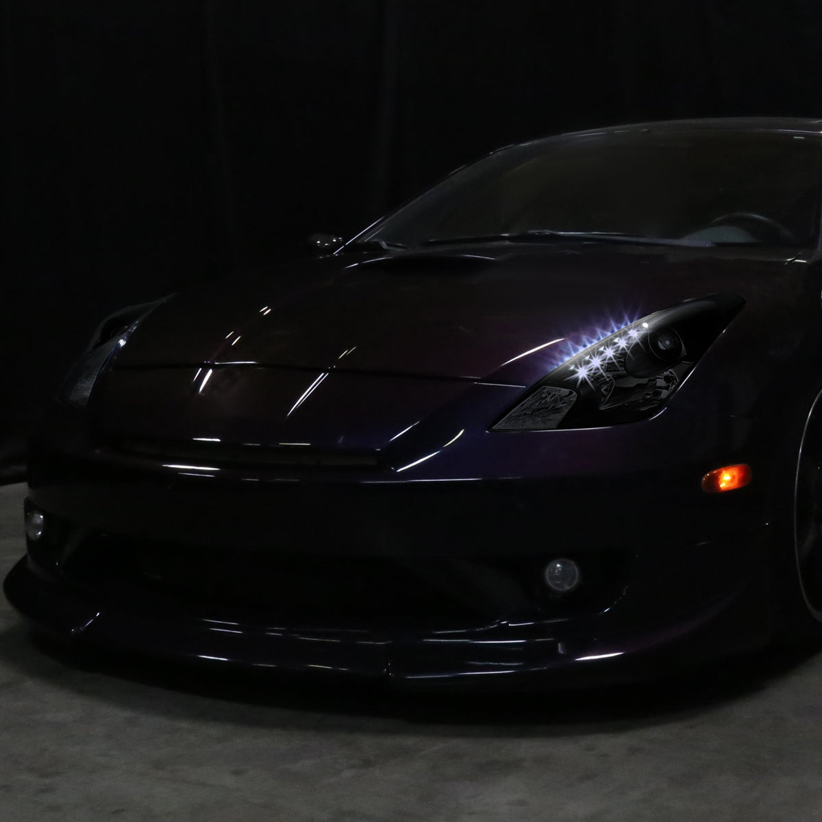 Ronnin - Fits 2000-2005 Toyota Celica LED DRL Daytime Running Lights Projector Headlights Pair | Black Smoke