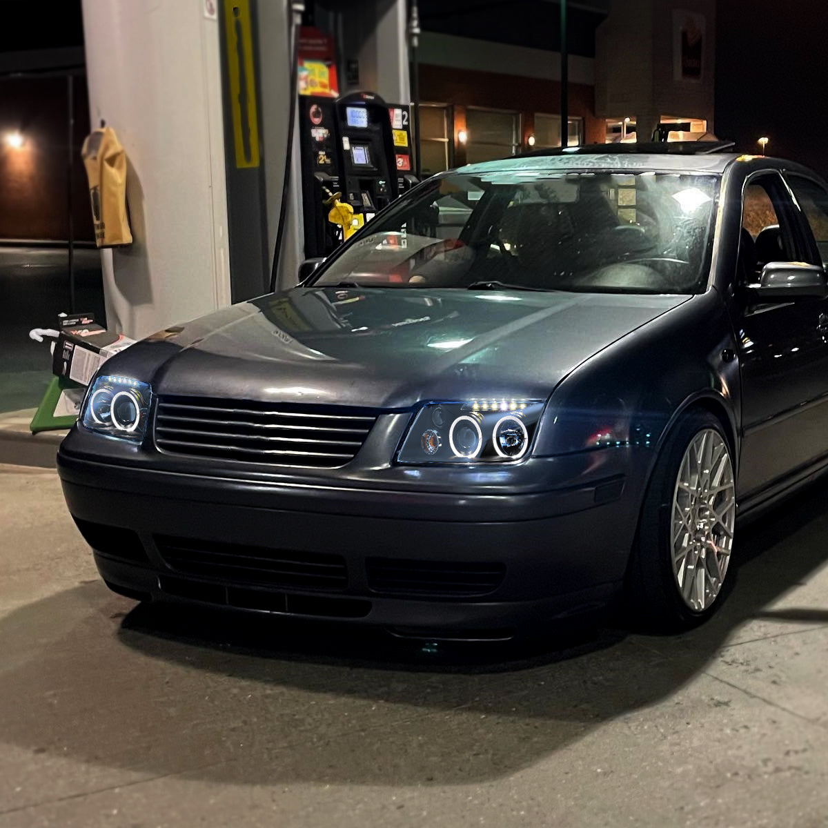 Ronnin - Fits 1999-2005 VW Jetta Bora Mk4 Upgraded Replacement Projector Headlights + Fog Lamps LED Dual Halo Rims Running Lights Assembly Pair | Black