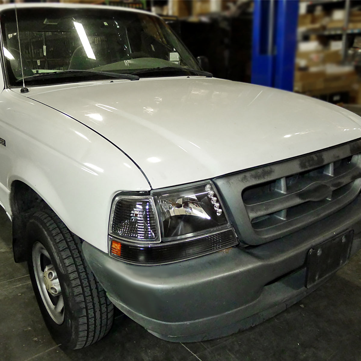 Ronnin - Compatible con Ford Ranger 1998-2000 | Par de Conjuntos de Luces de Esquina de Repuesto, Luces de Estacionamiento | Negro