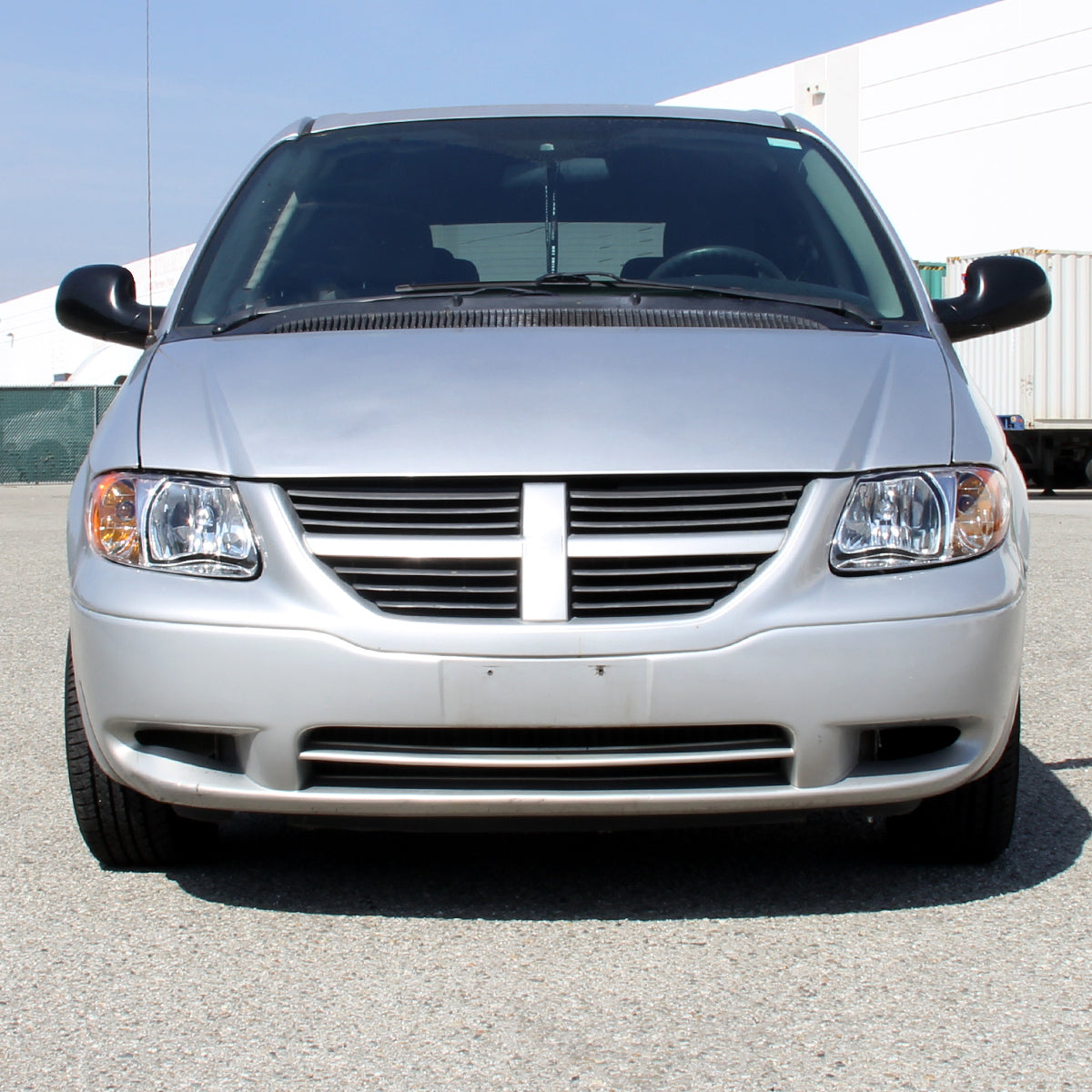 Ronnin - Compatible con Dodge Grand Caravan, Chrysler Town & Country, Grand Voyager de 2001-2007 | Par de ensamblaje de faros de repuesto | Cromado