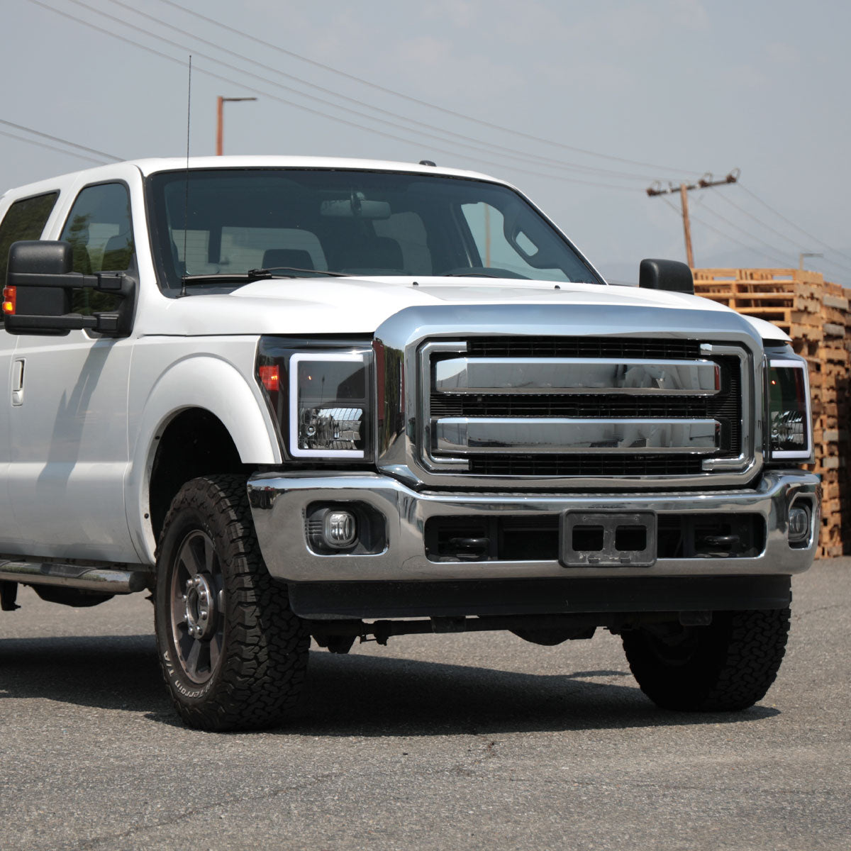 Ronnin - Fits 2011-2016 Ford F250 F350 F450 F550 Super Duty Upgraded LED Tube Headlights Replacement Animated Startup Effect  Assembly Pair | Black