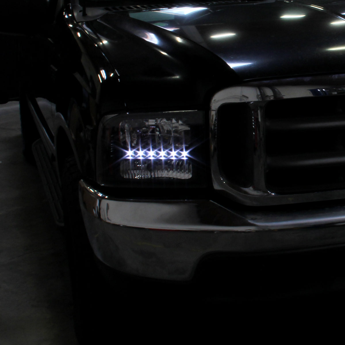 Ronnin - Fits 1999-2004 Ford F250 F350 F450 F550 Super Duty 2000-2004 Ford Excursion LED Strip Headlights Assembly Pair | Black