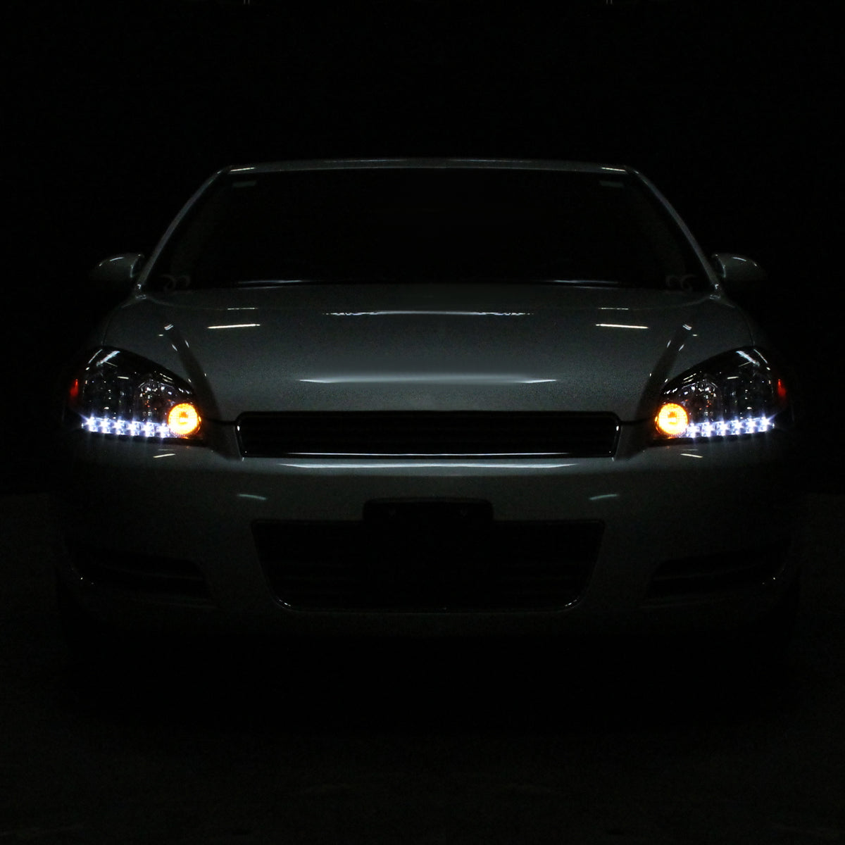 Ronnin - Compatible con Chevy Impala 2006-2013, Impala Limited 2014-2016, Monte Carlo 2006-2007, Luces de Circulación Diurna LED Brillantes, Par de Conjuntos de Faros Halógenos | Cromado