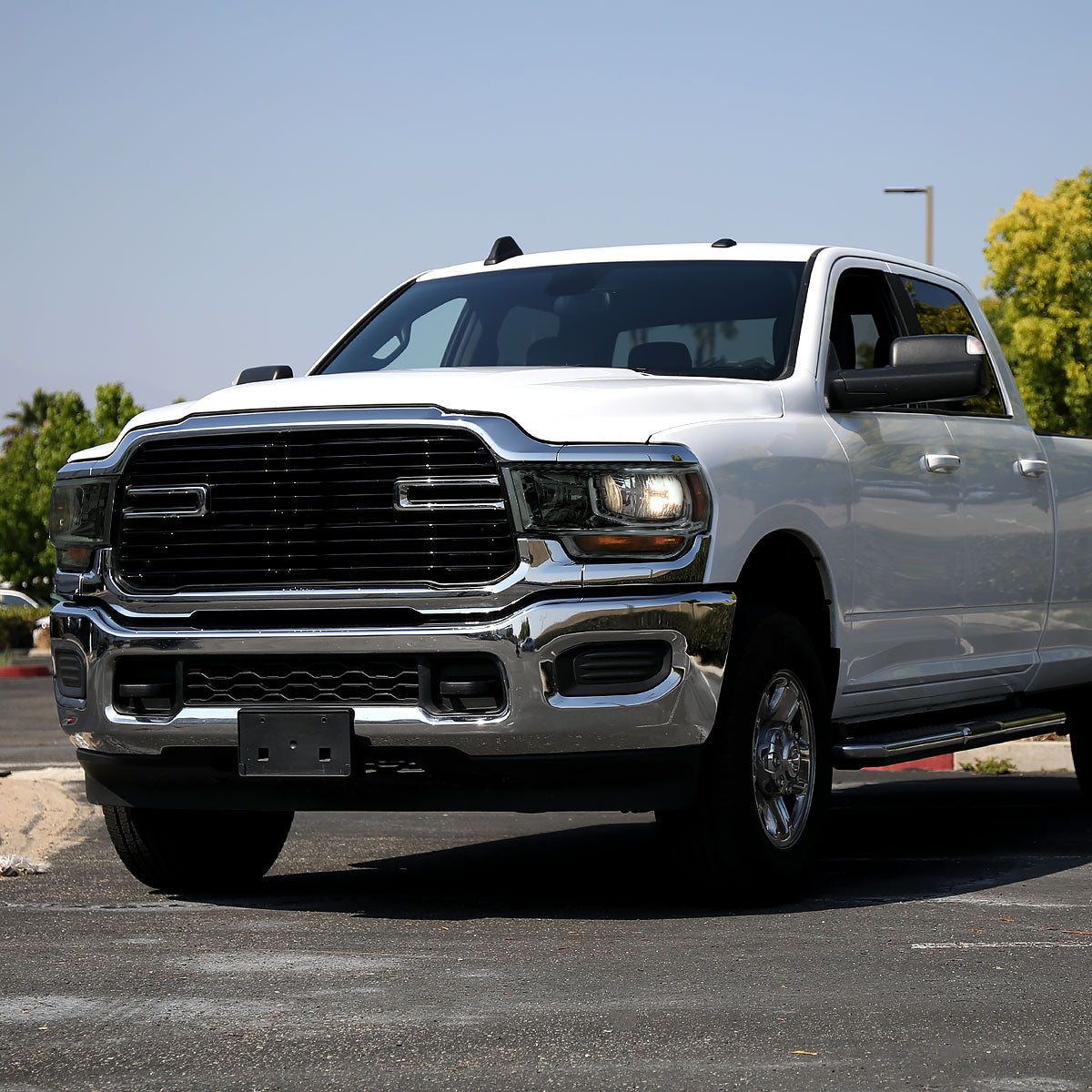 Ronnin - Fits 2019-2024 Ram 2500 3500 4500 5500 Factory Replacement Halogen Headlights Assembly Pair | Smoke