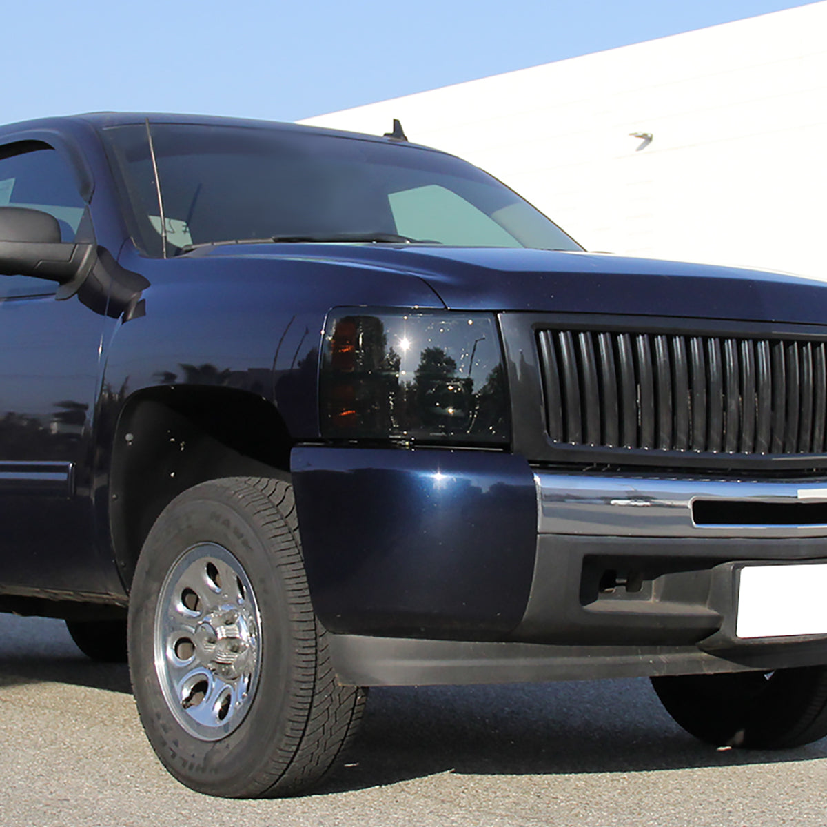 Ronnin - Compatible con Chevy Silverado 1500 2500HD 3500HD 2007-2013 | Par de faros delanteros de repuesto | Ahumados