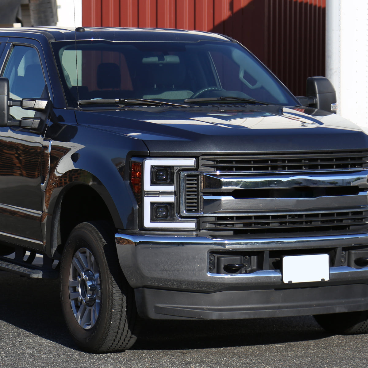 Ronnin - Fits 2017-2019 Ford F250 F350 F450 F550 Super Duty Upgraded LED Switchback Turn Signal Dual Halogen Projector Headlights Assembly Pair | Black