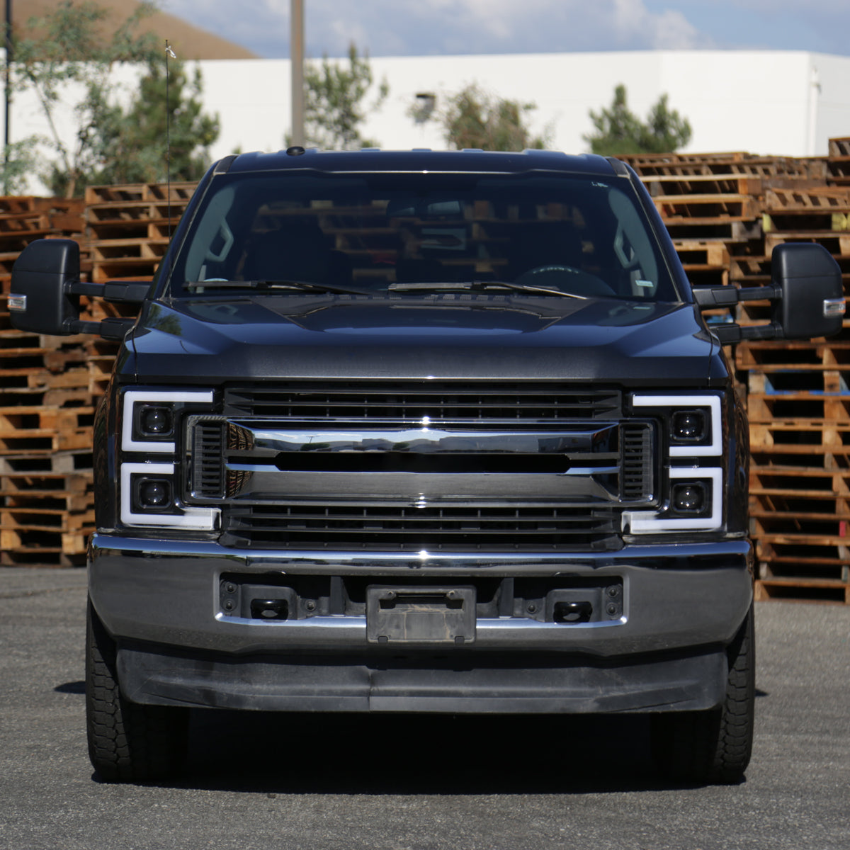 Ronnin - Fits 2017-2019 Ford F250 F350 F450 F550 Super Duty Upgraded LED Switchback Turn Signal Dual Halogen Projector Headlights Assembly Pair | Black