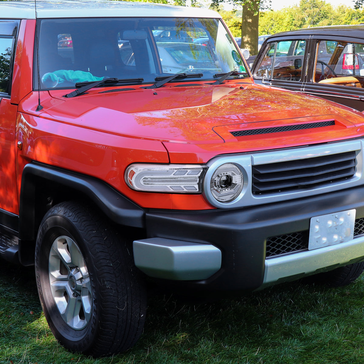 Ronnin - Fits 2007-2014 Toyota FJ Cruiser Projector Headlights LED Sequential Turn Signals + Animated Startup Effect Lamps Assembly Pair | Chrome