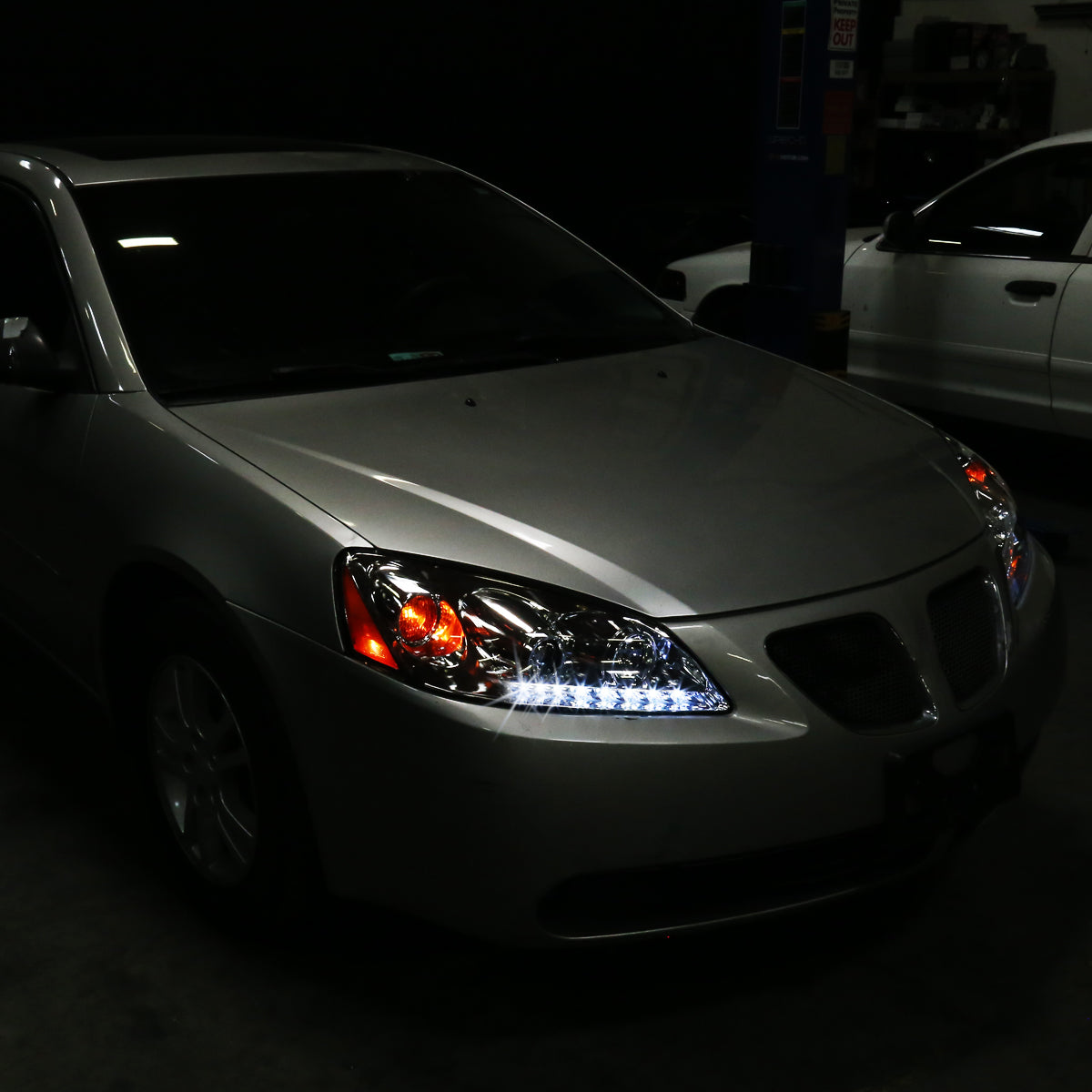 Ronnin - Fits 2005-2010 Pontiac G6 Upgraded Replacement Projector Headlights LED Running Lights Assembly Pair | Chrome