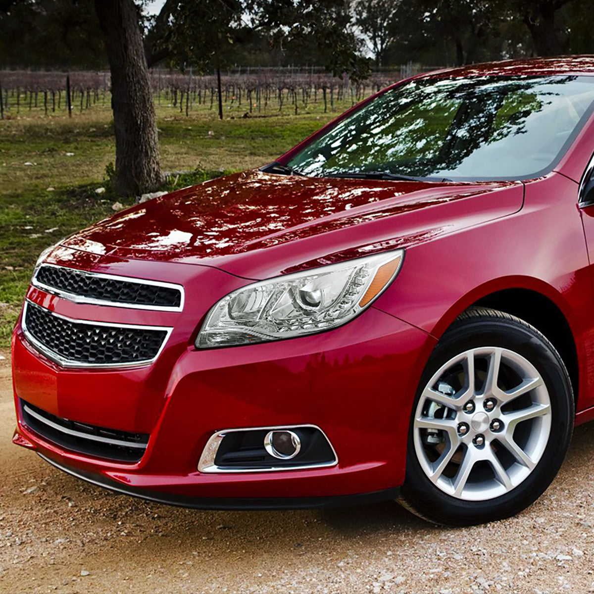Ronnin - Se adapta a Chevy Malibu 2013-2015 Luces de circulación diurna LED Proyectores delanteros halógenos (par) | Cromado