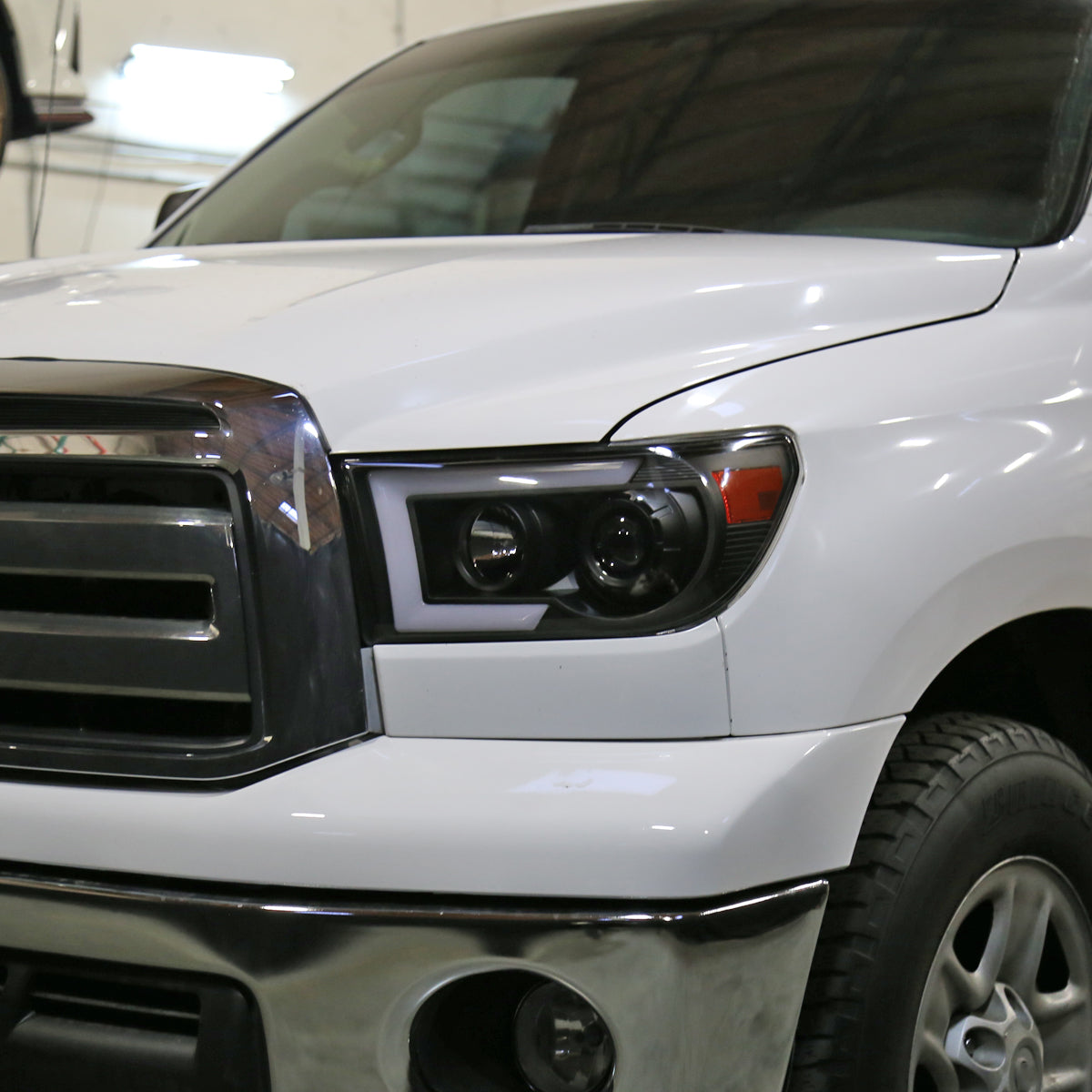 Ronnin - Fits 2007-2013 Toyota Tundra 2008-2017 Sequoia Projector Headlights LED Switchback Sequential Turn Signals Replacement Assembly Pair | Black