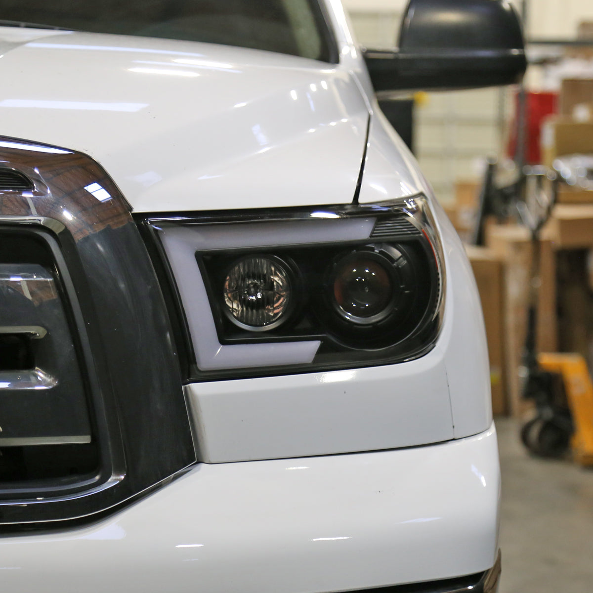 Ronnin - Fits 2007-2013 Toyota Tundra 2008-2017 Sequoia Projector Headlights LED Switchback Sequential Turn Signals Replacement Assembly Pair | Black