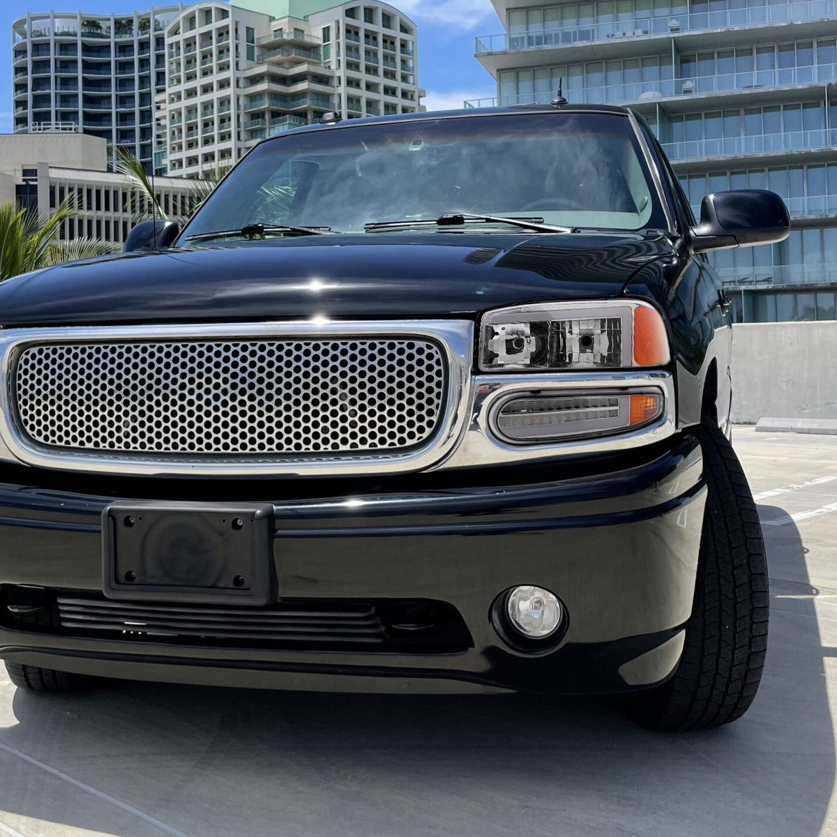 Ronnin - Fits 1999-2007 GMC Sierra Denali 2000-2006 Yukon Denali Upgraded Replacement LED Running Lights Sequential Turn Signals Headlights + Bumper Lights Assembly Pair | Chrome