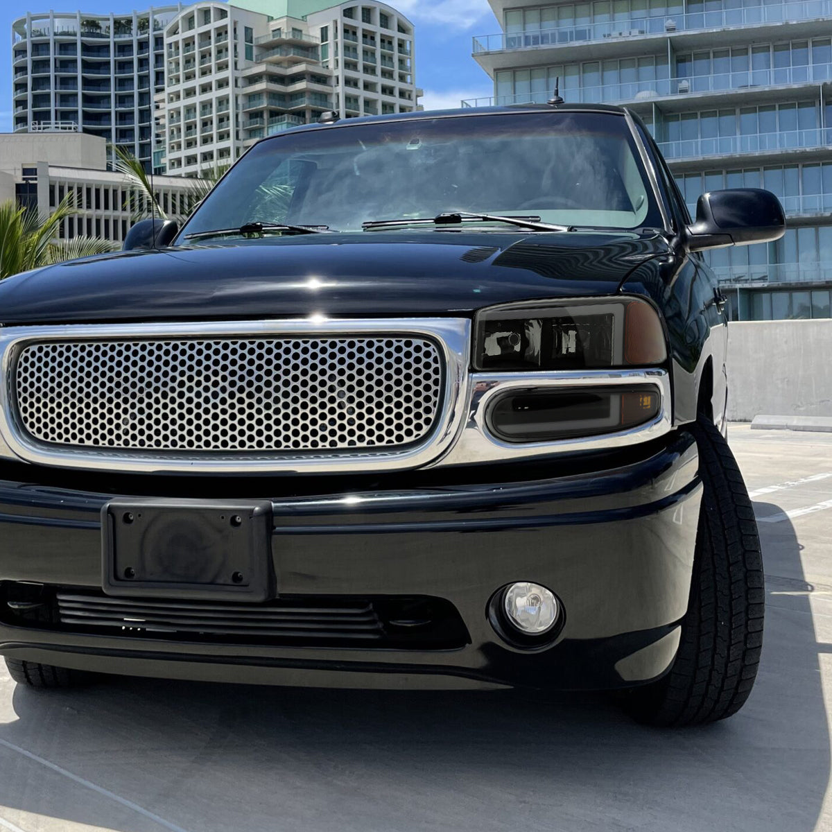 Ronnin - Fits 1999-2007 GMC Sierra Denali 2000-2006 Yukon Denali Upgraded Replacement LED Running Lights Sequential Turn Signals Headlights + Bumper Lights Assembly Pair | Black Smoke