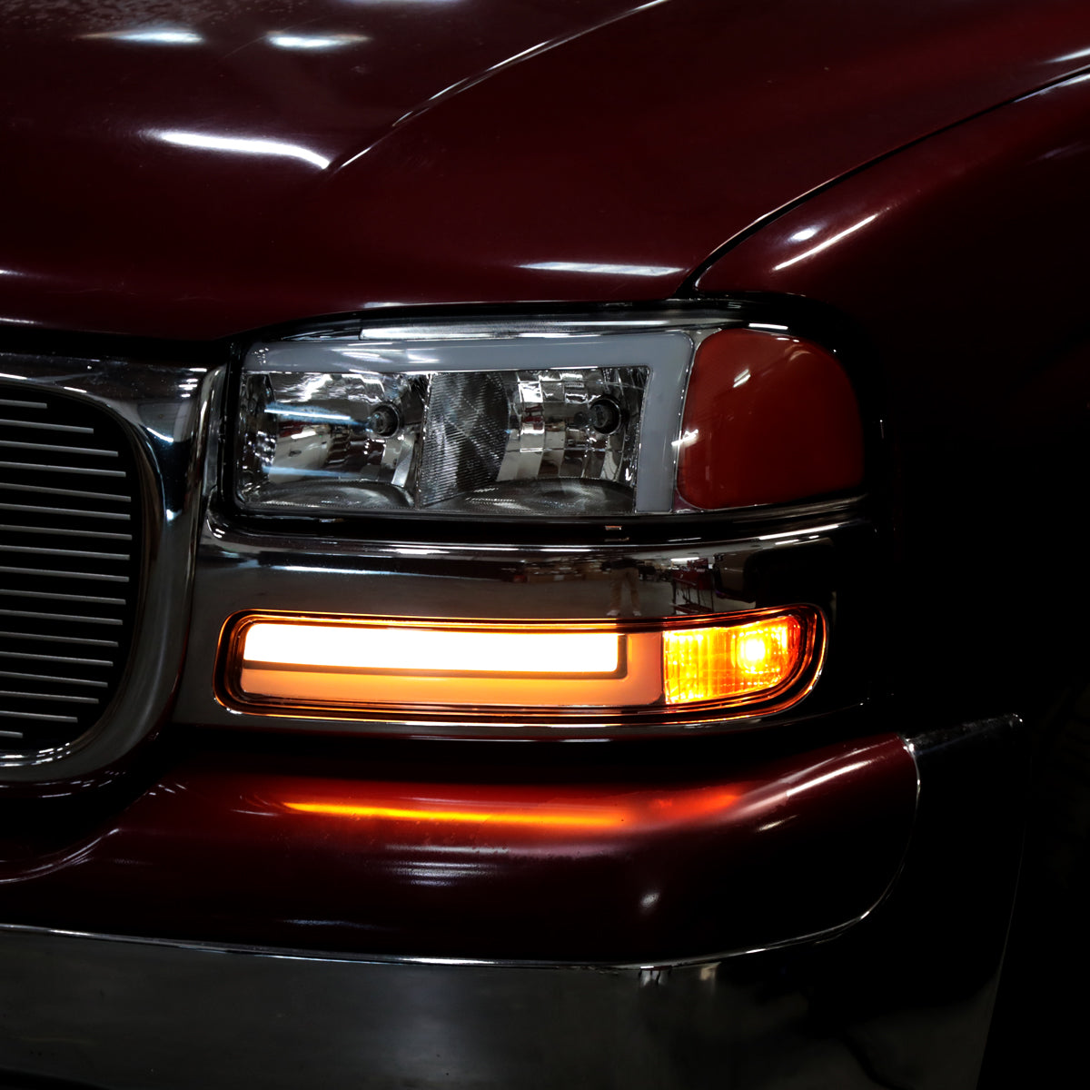 Ronnin - Fits 1999-2007 GMC Sierra 2000-2006 Yukon Upgraded Replacement LED Running Lights Sequential Turn Signals Headlights + Bumper Lights Assembly Pair | Chrome