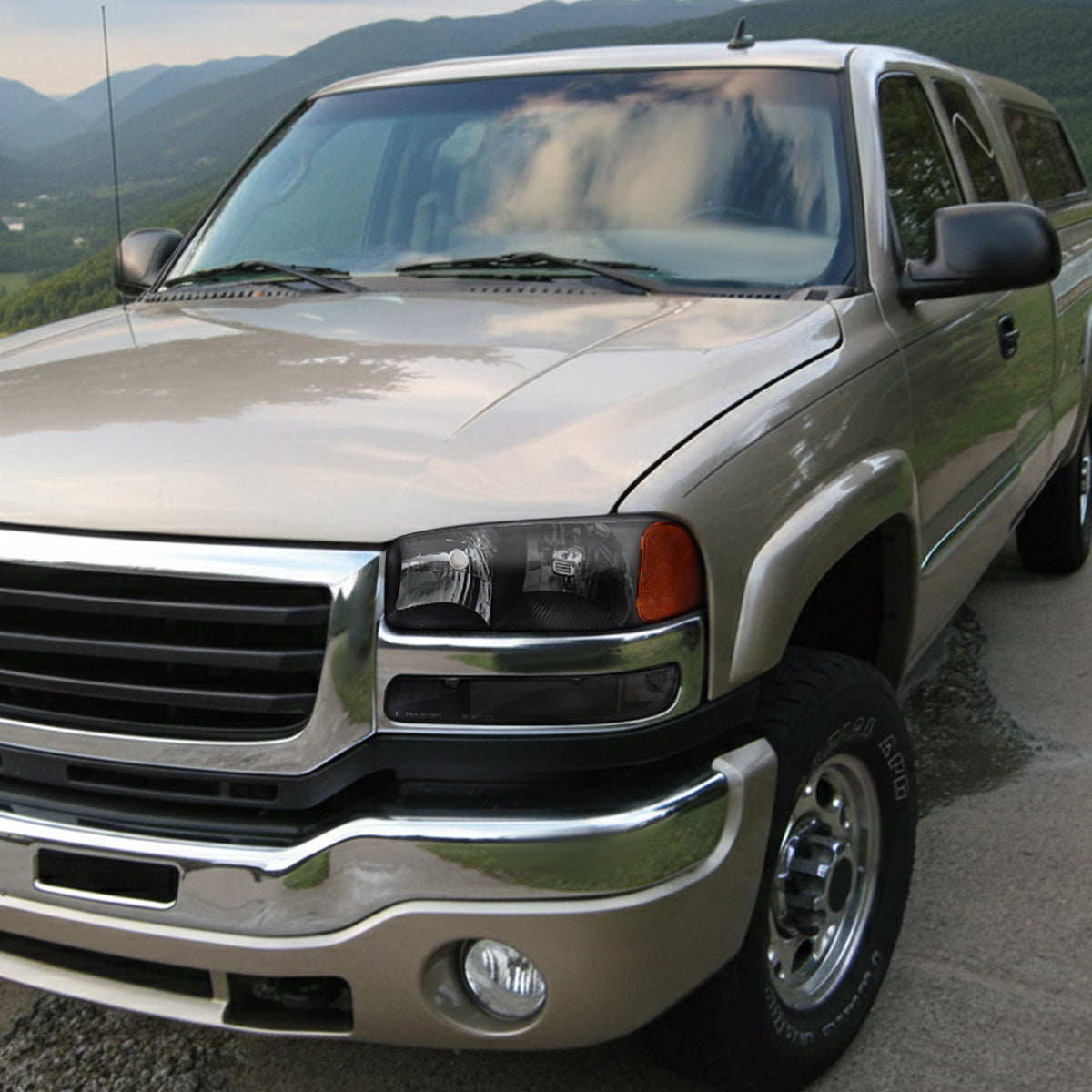 Ronnin - Compatible con GMC Sierra 1999-2007, Yukon 2000-2006. Conjunto de faros delanteros y luces de parachoques de repuesto mejorados (par) | Negro