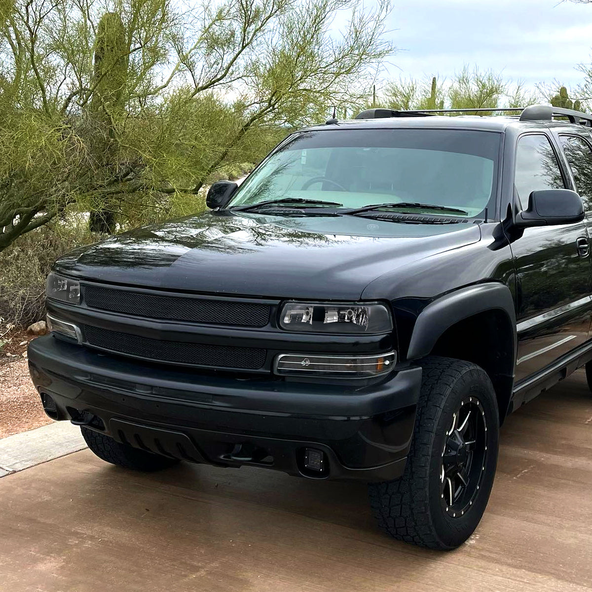 Ronnin - Se adapta a faros delanteros Silverado 1500 2500 de 1999-2002, Suburban 1500 2500 Tahoe de 2000-2006 + par de reemplazo de luces de estacionamiento de parachoques | Negro