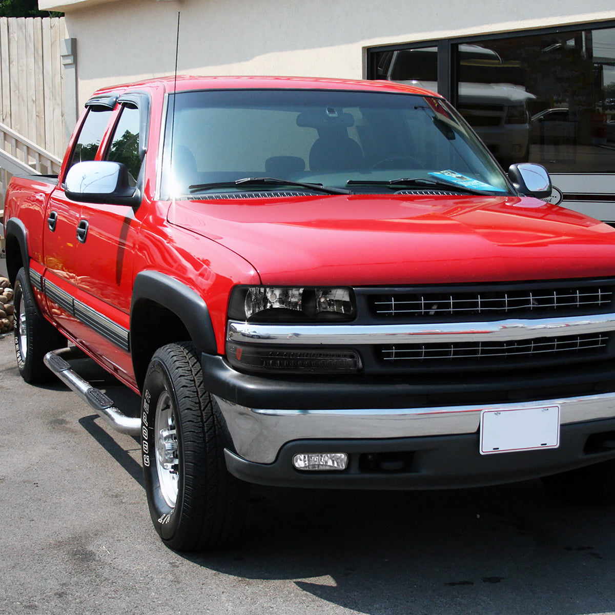 Ronnin - Se adapta a Chevy Silverado Suburban 1500 2500 Tahoe 1999-2006, faros delanteros + luces LED de intermitencia y DRL para parachoques, par de montaje | Negro