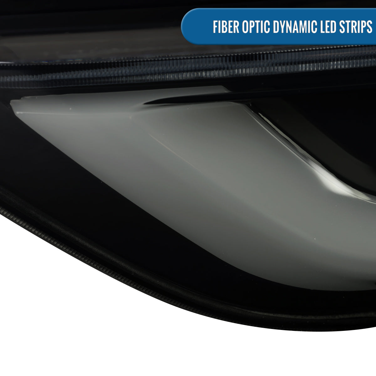 Ronnin - Se adapta a Toyota Sienna 2015-2020 Mejora de luces traseras LED completas con intermitentes secuenciales + par de montaje de arranque animado | Negro Humo | Blanco